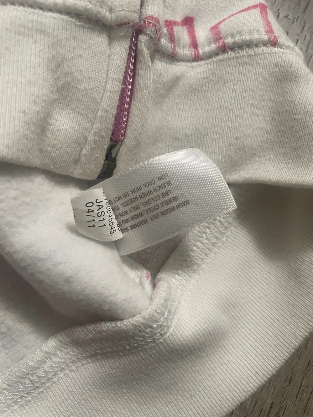 Old Navy White Hoodie with Multicolor Graffiti Motifs